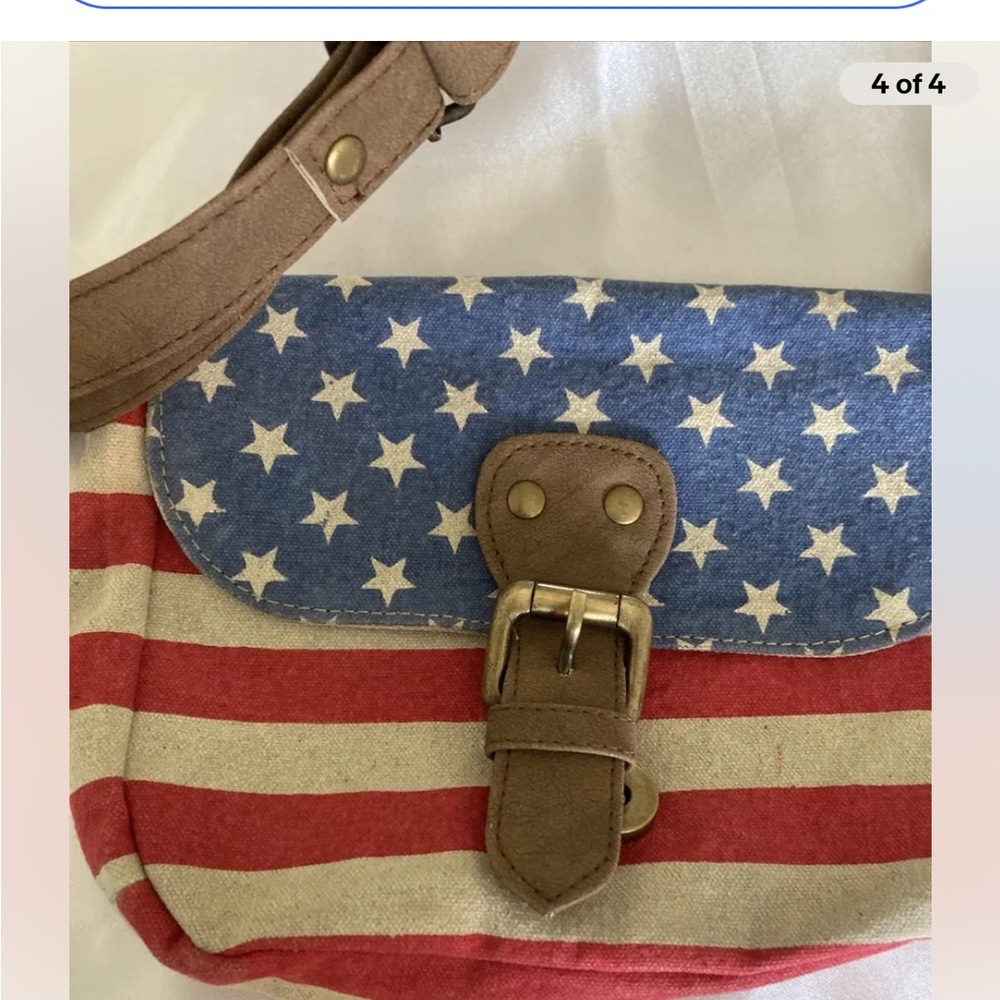 BOUTIQUE STARS AND STRIPES PATRIOTIC HANDBAG-nwot